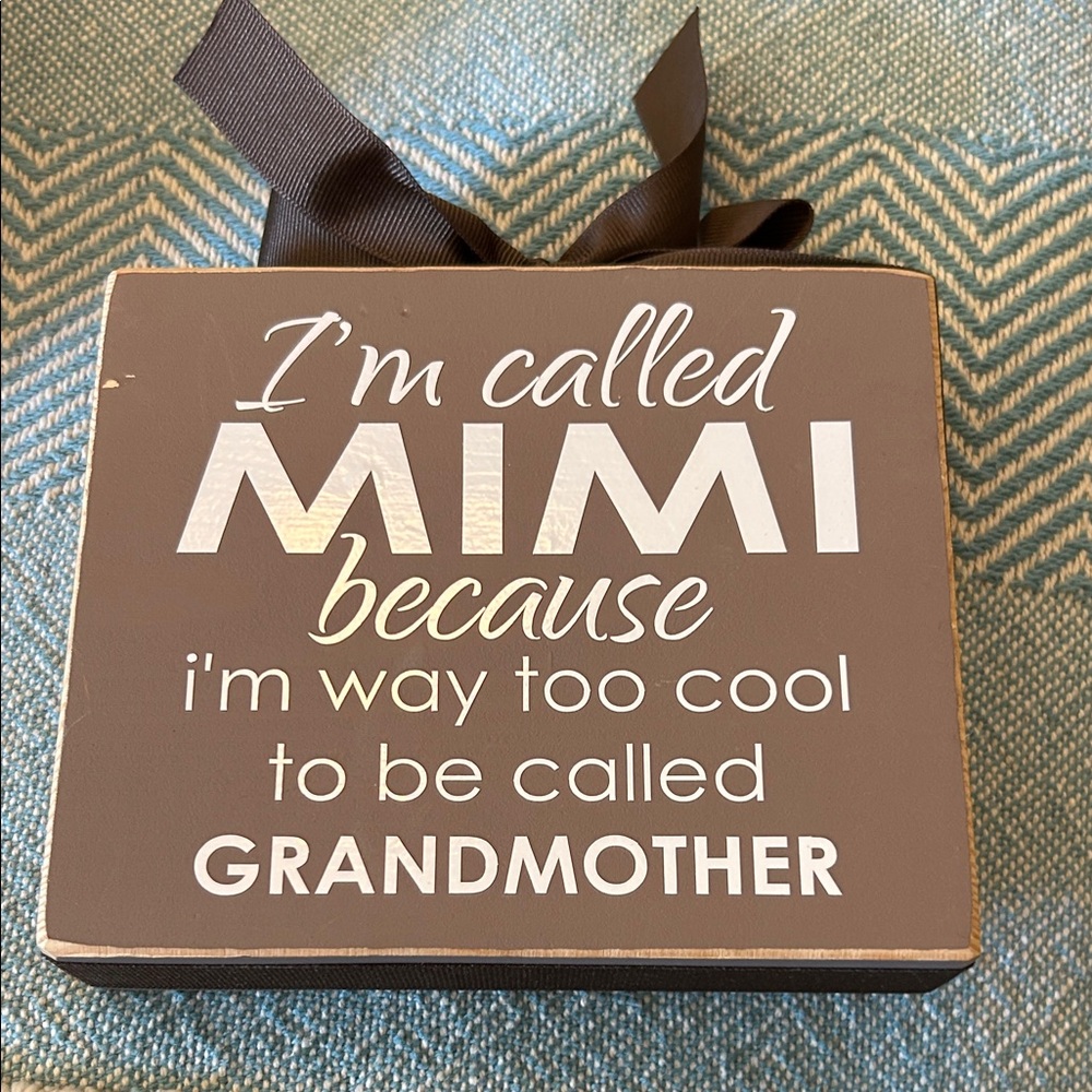 Brown Mimi Sign with Ribbon